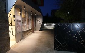 Magico Rooms & Apartments